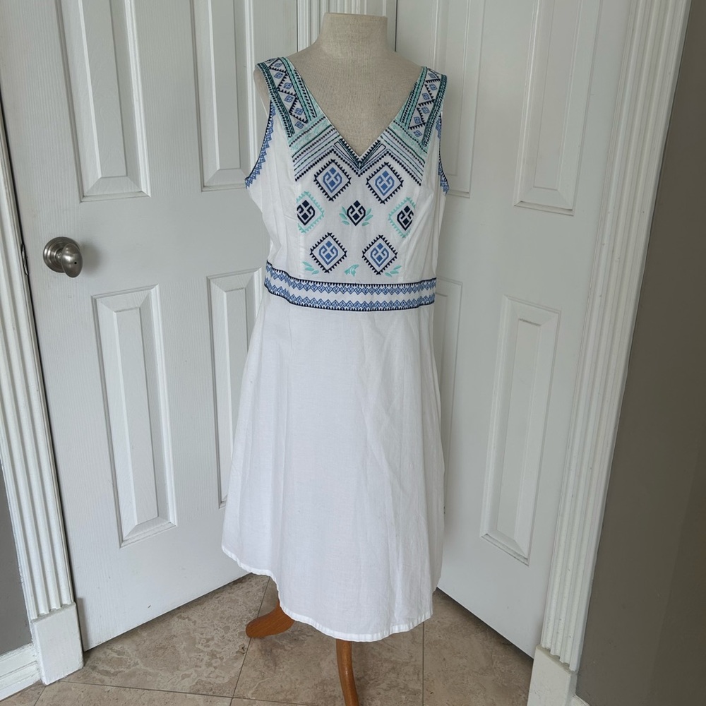 White and Blue Sleeveless V-Neck Sundress